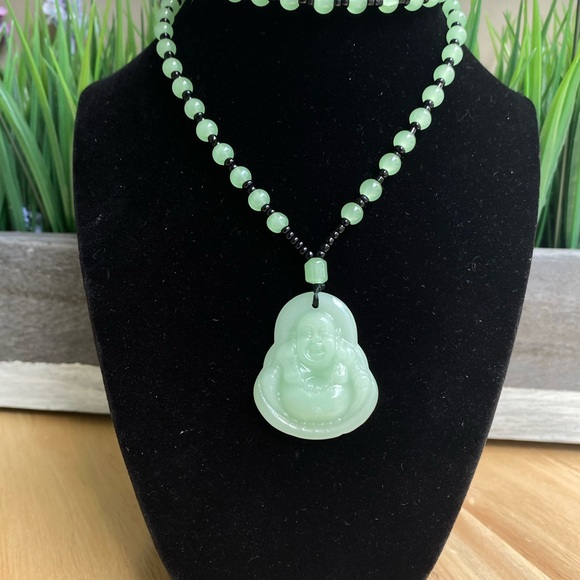 STATEMENT NYC NECKLACE - Picture 4 of 12